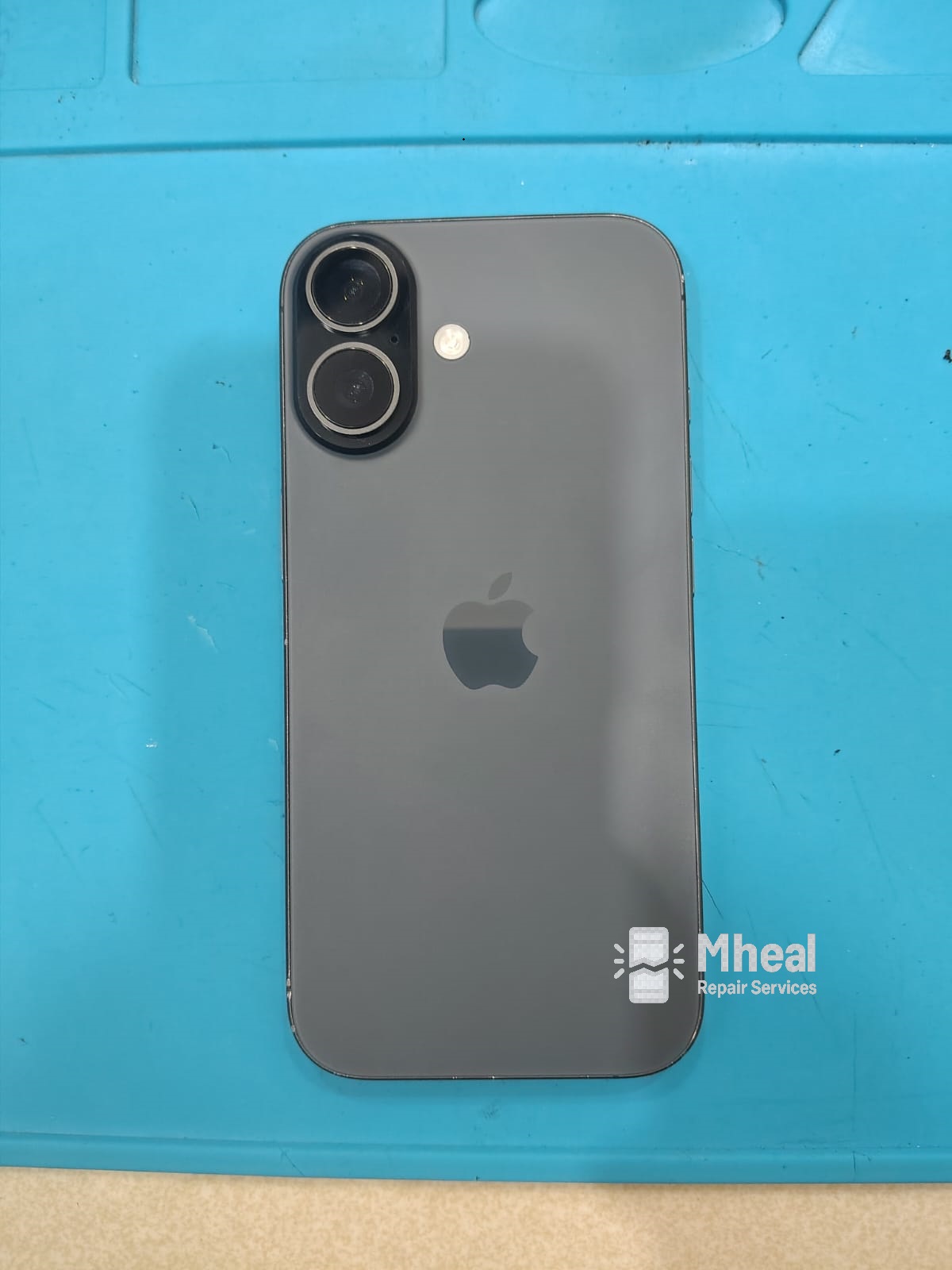 Repaired iPhone 16 back glass